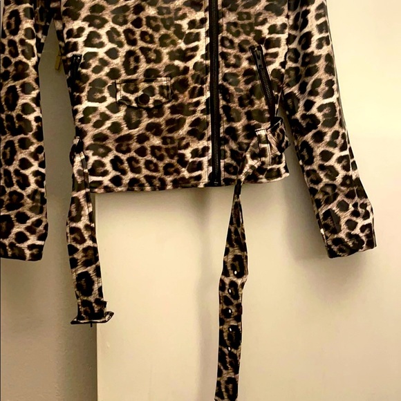 Jacket - Picture 5 of 5